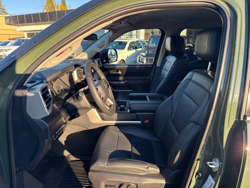 2023 Toyota Tundra SR5