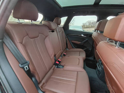 2020 Audi Q5 quattro Premium Plus 45 TFSI