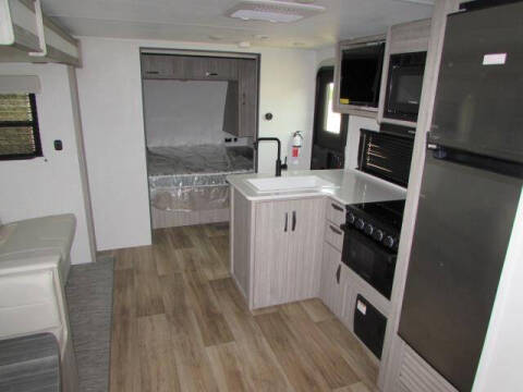 2025 KEYSTONE P 284QB