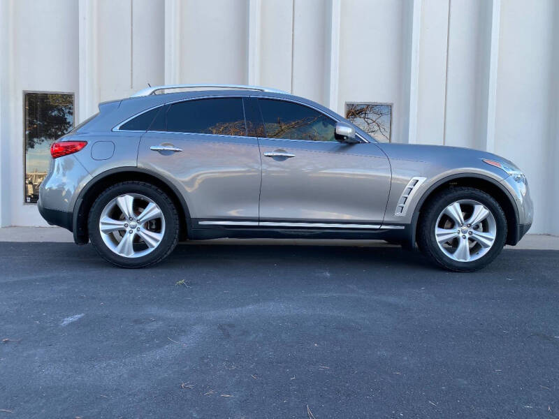 2010 Infiniti FX35
