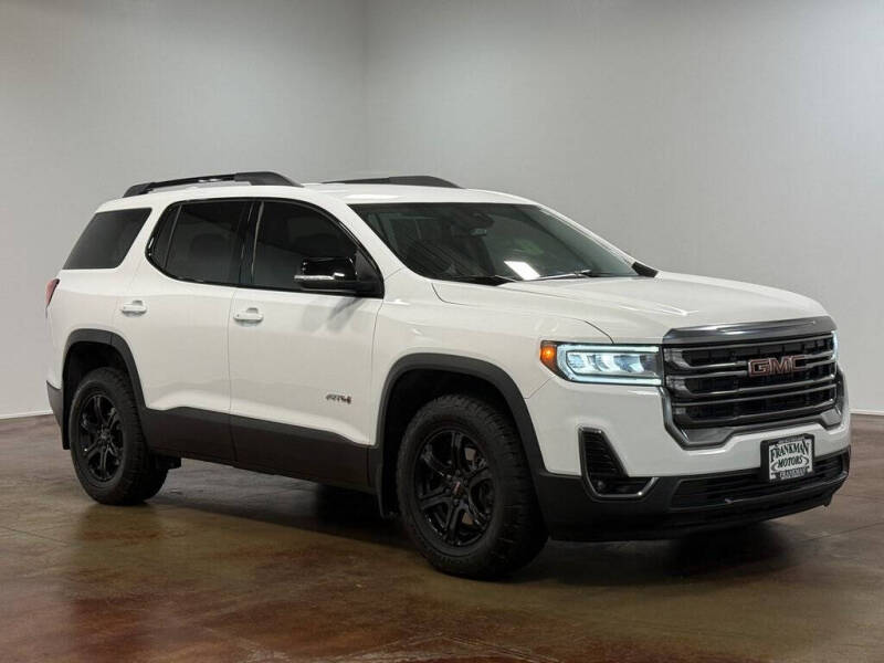 2023 GMC Acadia AT4