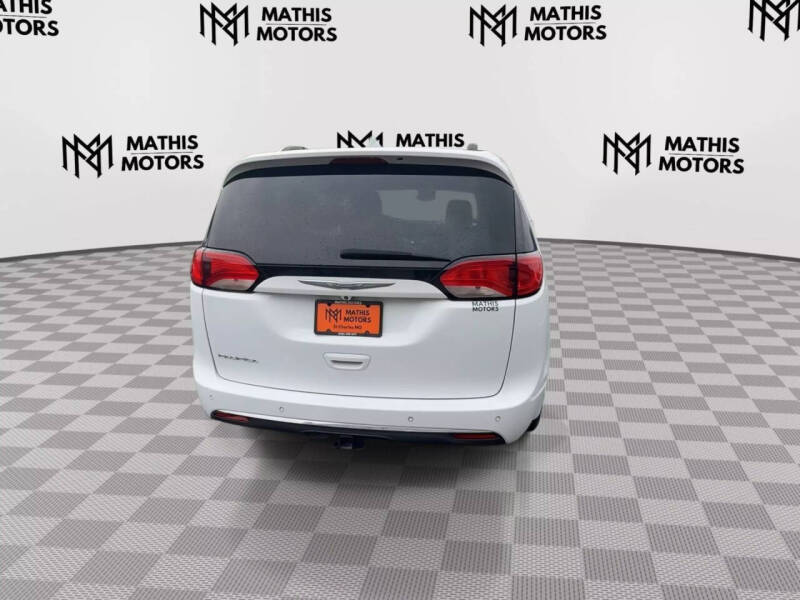 2018 Chrysler Pacifica Touring L Plus