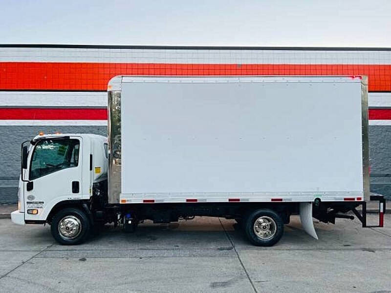 2016 Isuzu NPR DSL REG AT