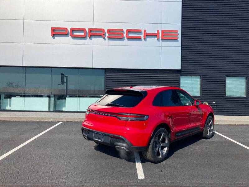 2024 Porsche Macan