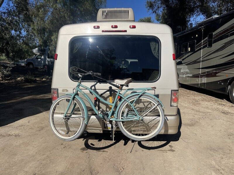 2004 Winnebago Rialta 22QD