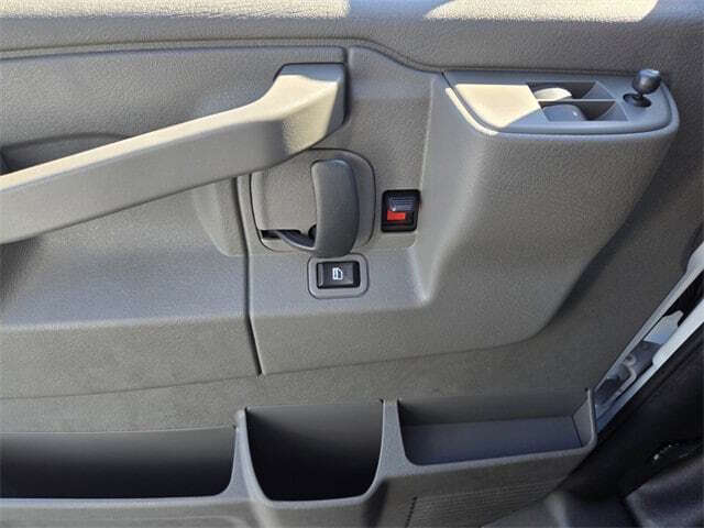 2025 Chevrolet Express 2500