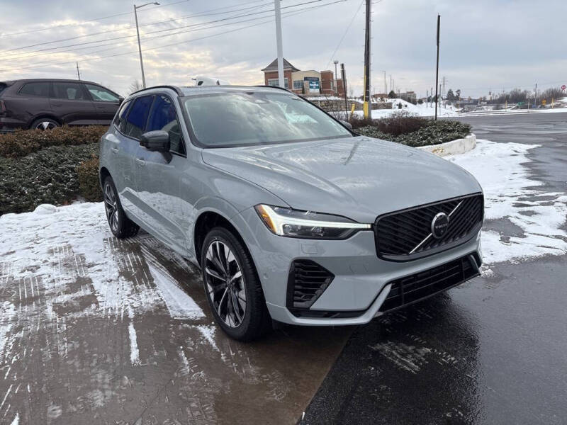 2026 Volvo XC60 T8 Plus
