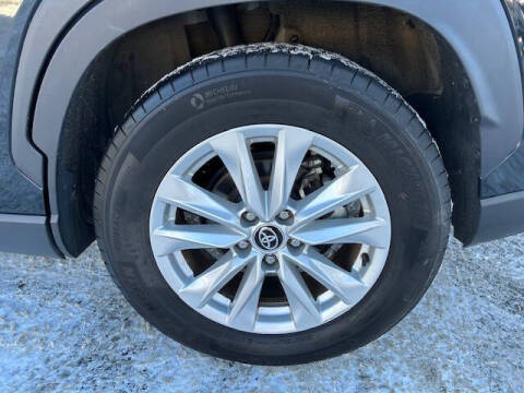 2024 Toyota Corolla Cross LE