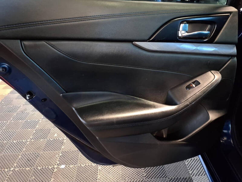 2017 Nissan Maxima