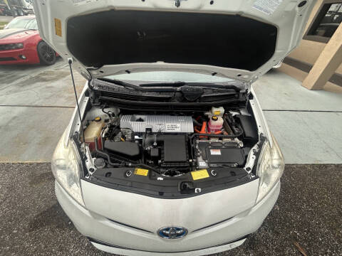 2013 Toyota Prius Two
