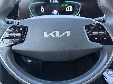 2023 Kia Niro EX