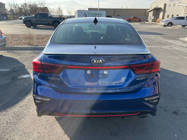 2020 Kia FORTE GT-Line photo 2