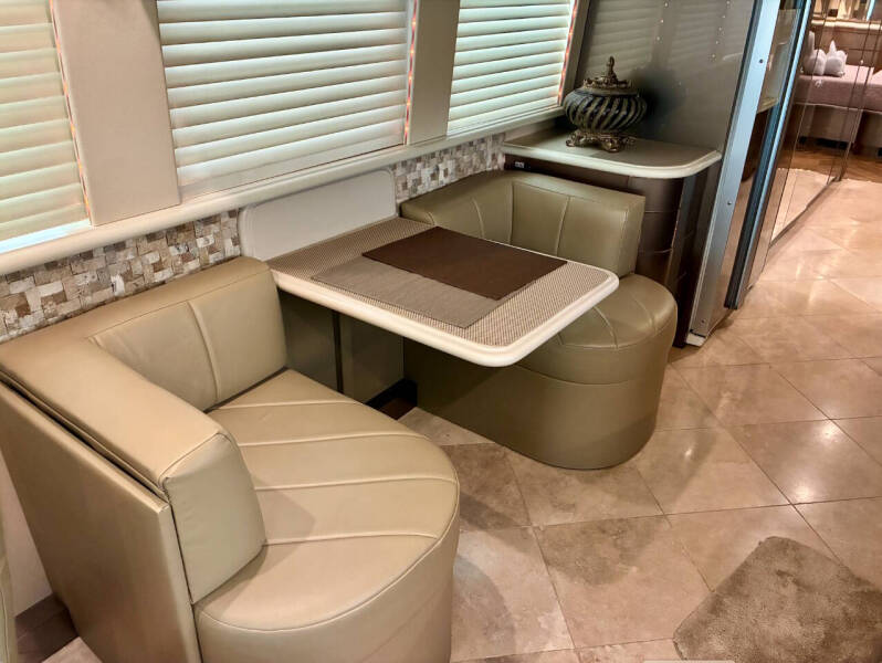 2000 Prevost XL HD 4060