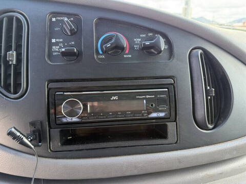 2000 Ford E-350 XLT SD