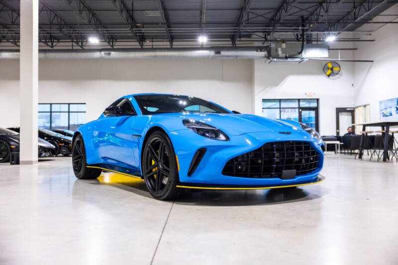 2025 Aston Martin Vantage
