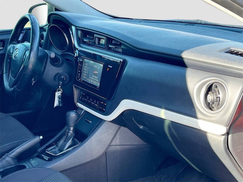 2017 Toyota Corolla iM