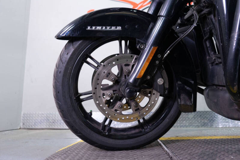 2021 Harley-Davidson Road Glide Limited