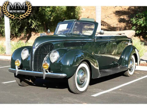 1938 Ford Deluxe