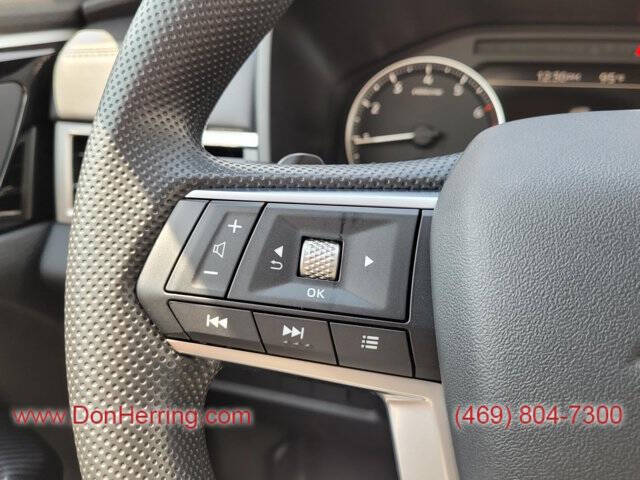 2025 Mitsubishi Outlander ES