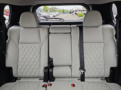 2025 Mitsubishi Outlander PHEV SEL