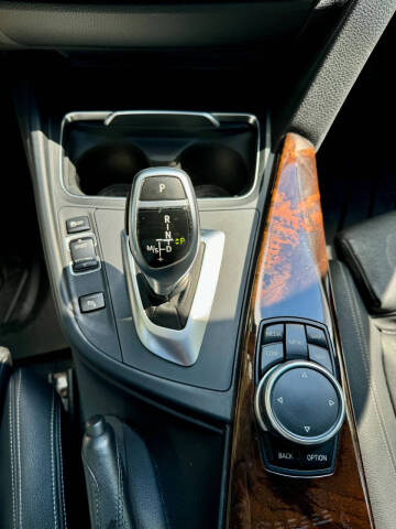 2017 BMW 3 Series 330i xDrive