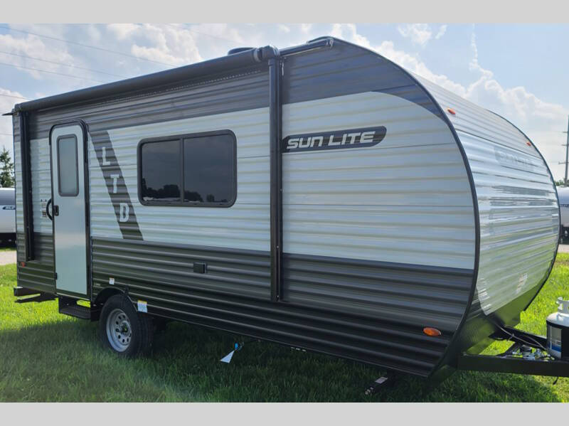 2027 Sunset Park RV Sun Lite
