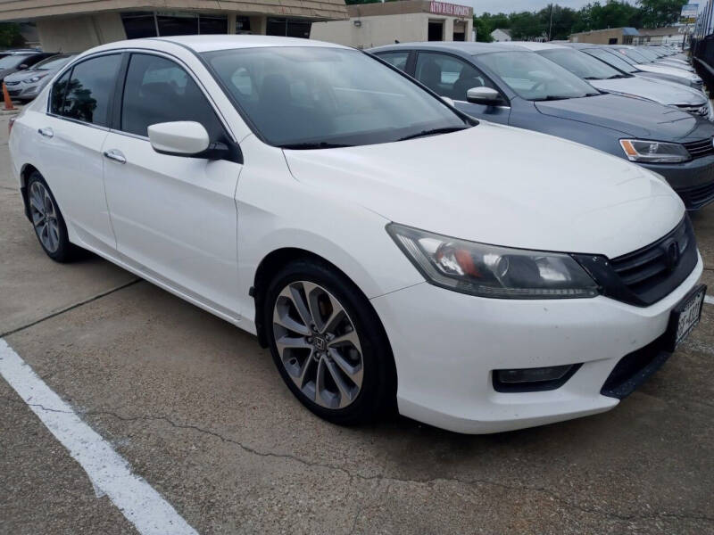 2014 Honda Accord for sale at Auto Haus Imports in Grand Prairie TX