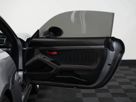 2016 Porsche Cayman GT4