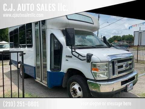 2009 Ford E-Series Chassis for sale at C.J. AUTO SALES llc. in San Antonio TX