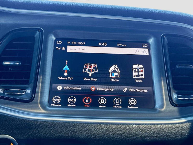 2021 Dodge Challenger SXT
