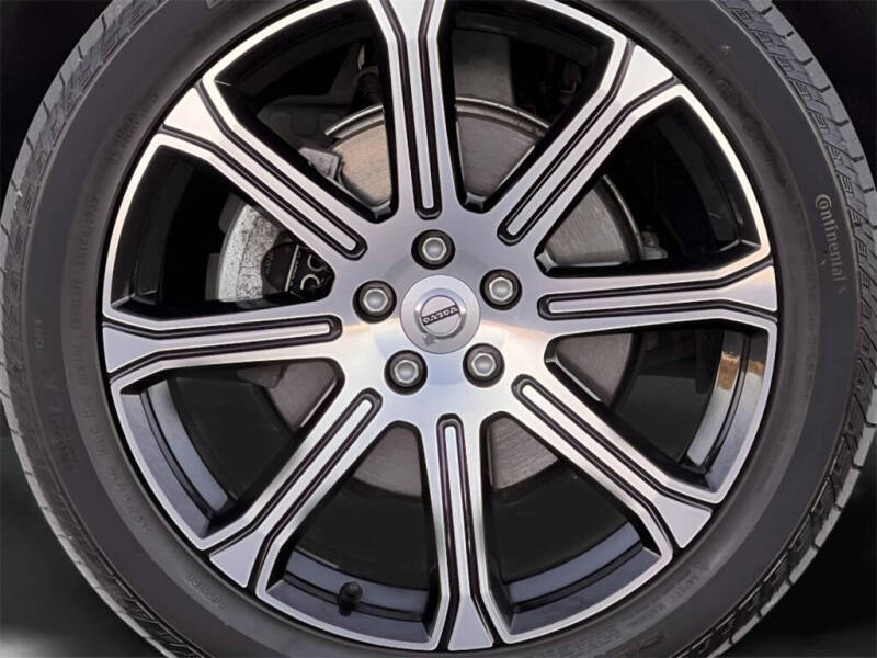 2021 Volvo XC60 T5 Inscription