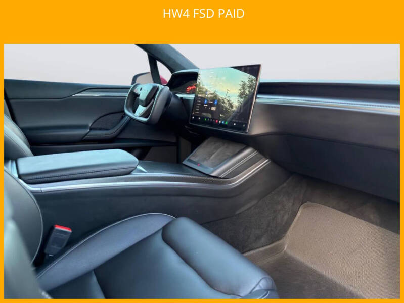 2023 Tesla Model X Plaid