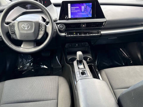2024 Toyota Prius LE