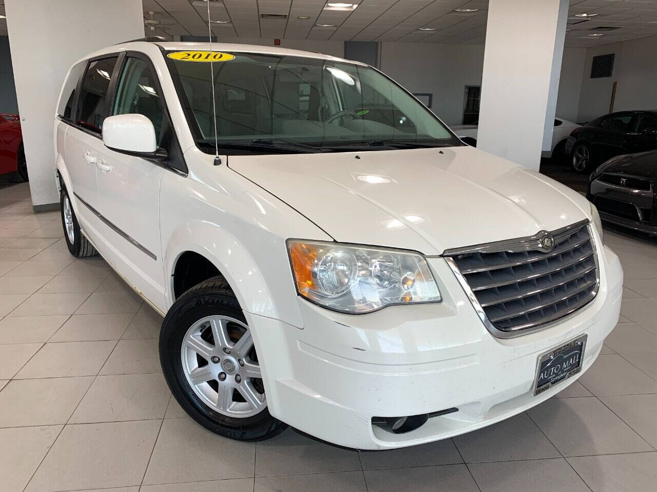 2010 Chrysler Town & Country for Sale in Bloomington, IL CarGurus