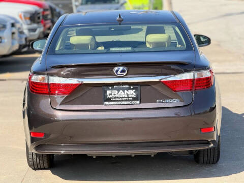 2013 Lexus ES 300h