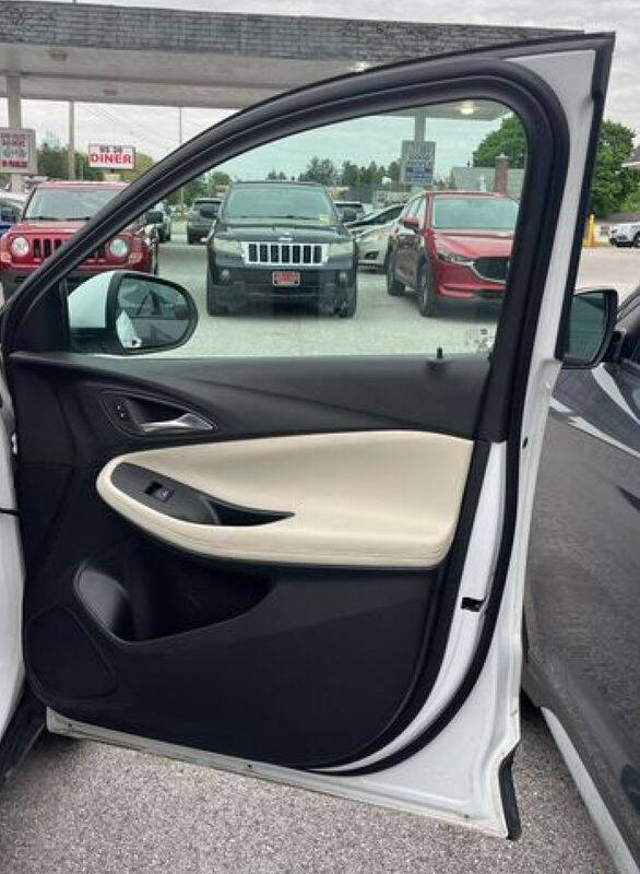 2022 Buick Encore GX Select