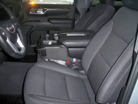 2024 GMC Sierra 1500 Elevation Standard