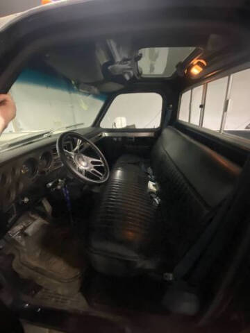 1986 Chevrolet Silverado 1500 SS Classic