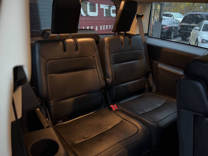 2019 Ford Flex Limited photo 13