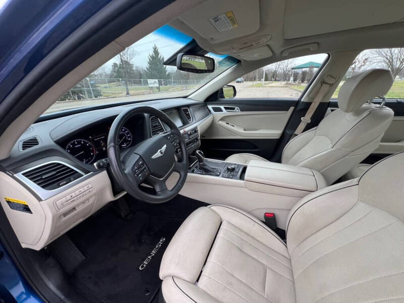 2016 Hyundai Genesis