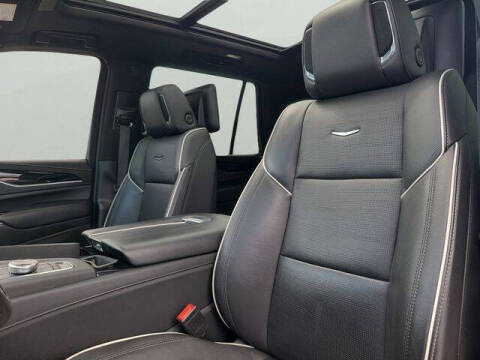 2023 Cadillac Escalade Sport