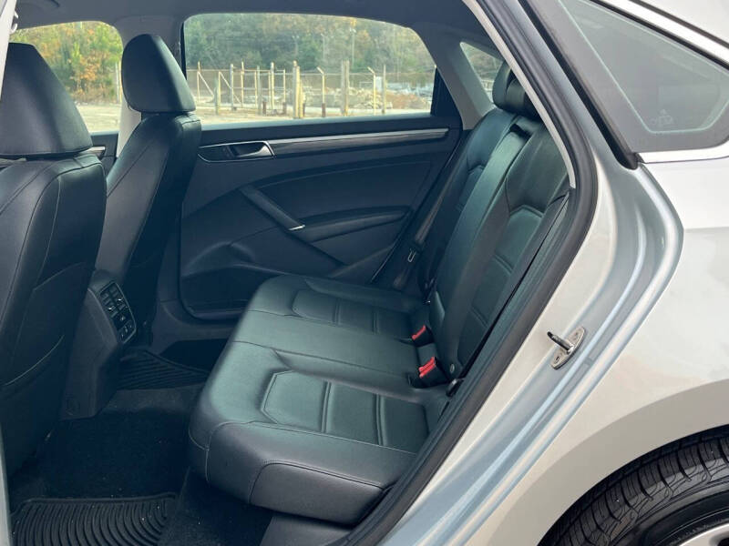 2016 Volkswagen Passat 1.8T SE