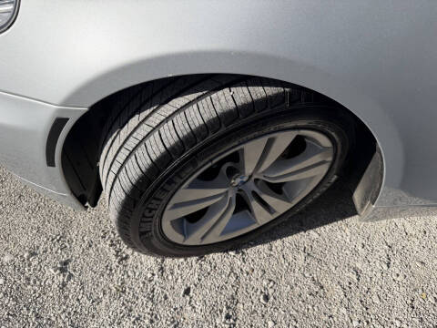 2010 BMW 5 Series 528i