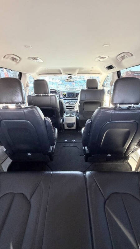 2018 Chrysler Pacifica Touring L