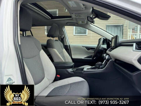 2021 Toyota RAV4 Hybrid XLE