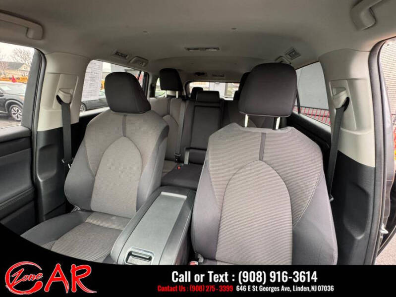 2021 Toyota Highlander LE