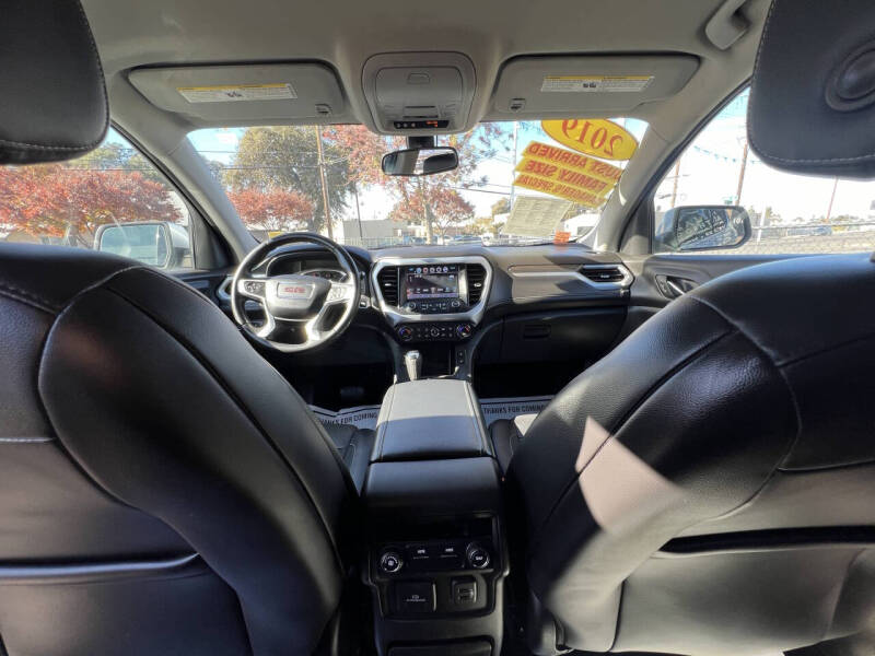 2019 GMC Acadia SLT-1