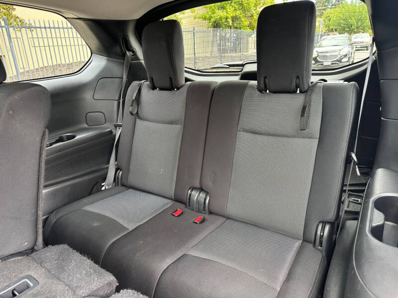 2018 Nissan Pathfinder SV