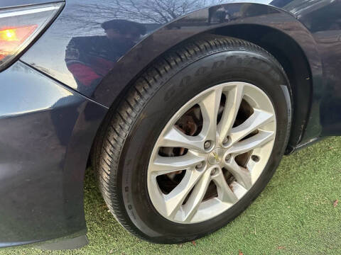 2017 Chevrolet Malibu LT