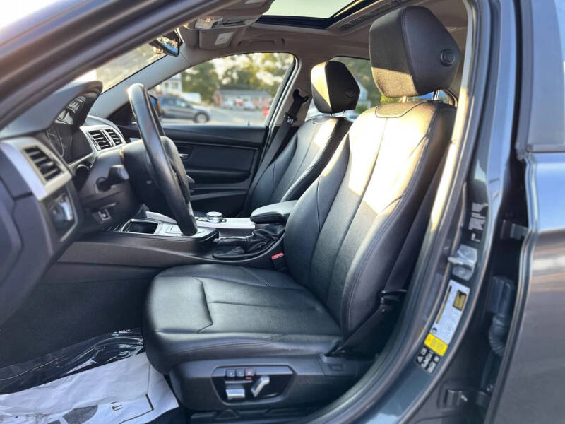 2018 BMW 3 Series 320i xDrive